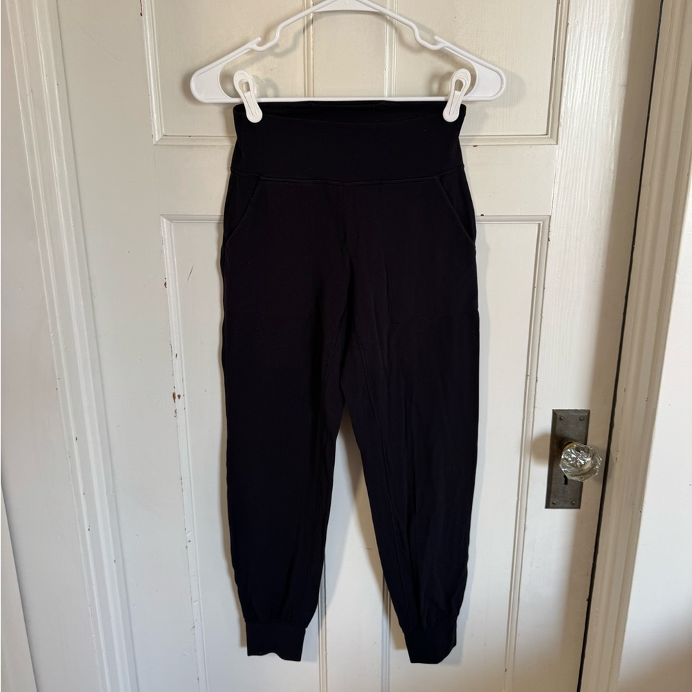 Lululemon‎ black Align High Rise Jogger size 4